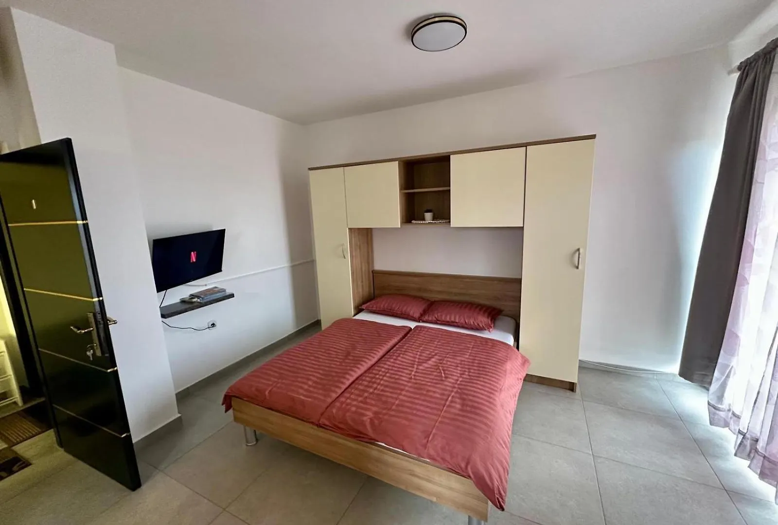 Apartmani More Krk Krk Town